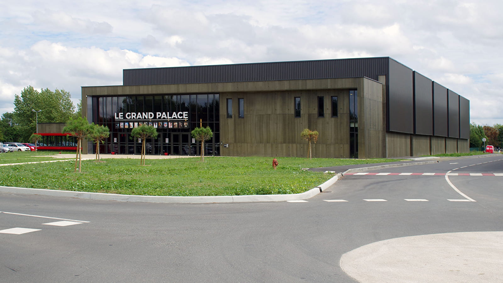 Grand Palace Cinema - Saumur Loire Valley Tourism